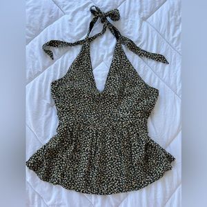 AMERICAN EAGLE TIE HALTER V NECK TOP